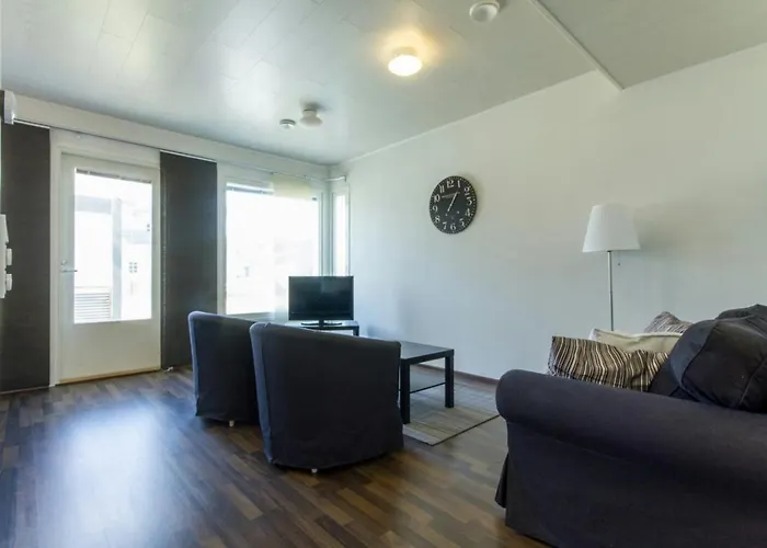 Spacious For 8 With Sauna *