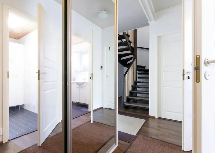 Spacious For 8 With Sauna